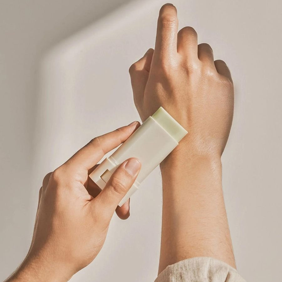 Matte sun stick : Mugwort + Camilia 18g