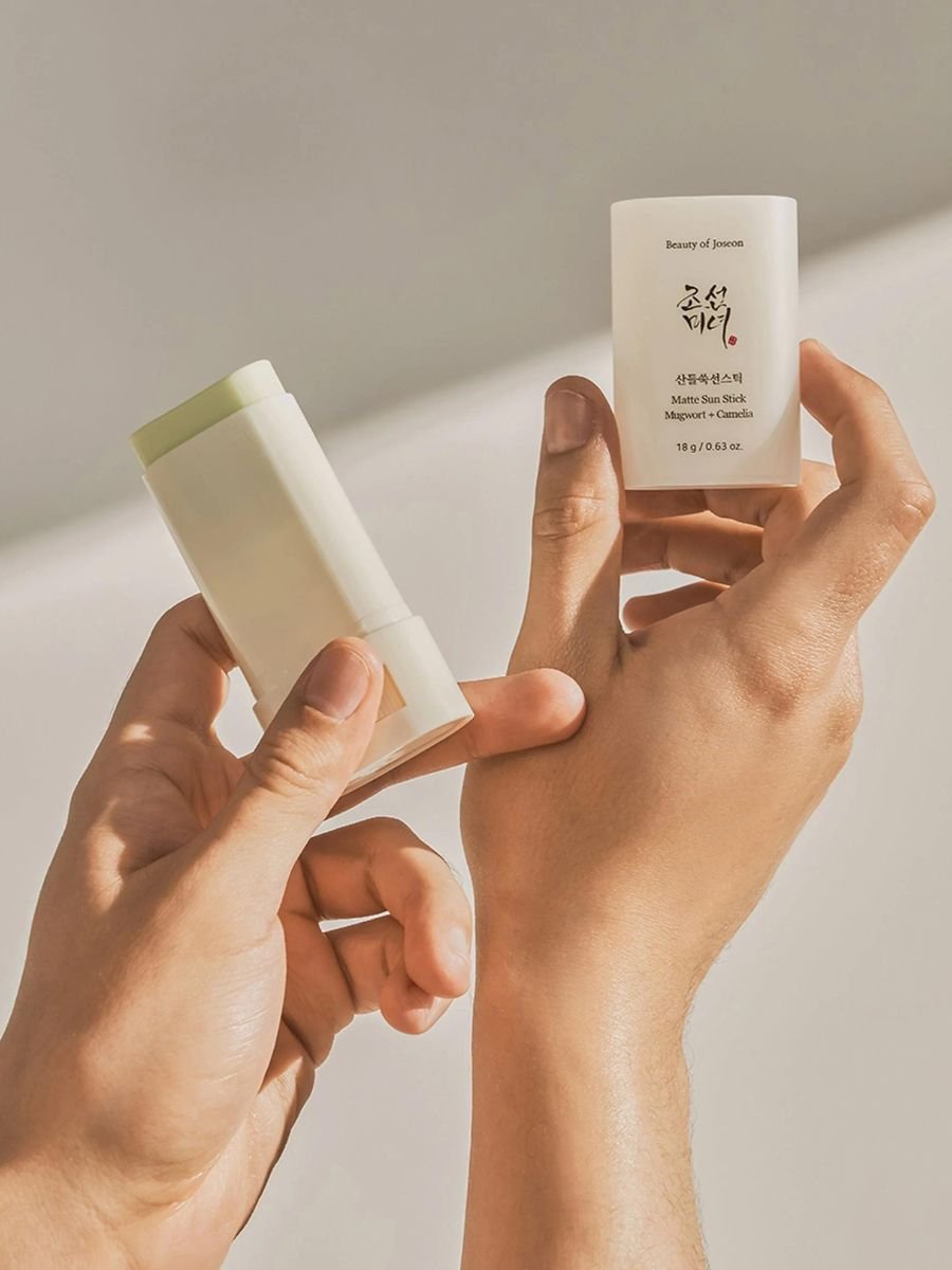 Matte sun stick : Mugwort + Camilia 18g