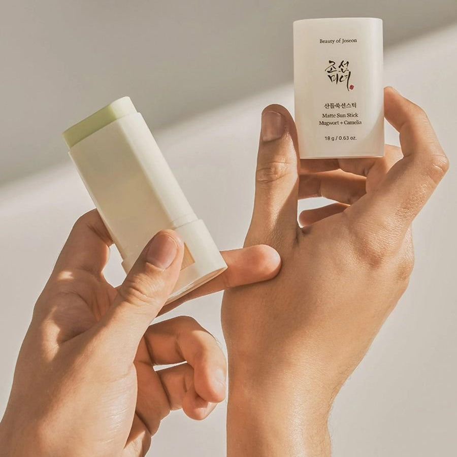 Matte sun stick : Mugwort + Camilia 18g