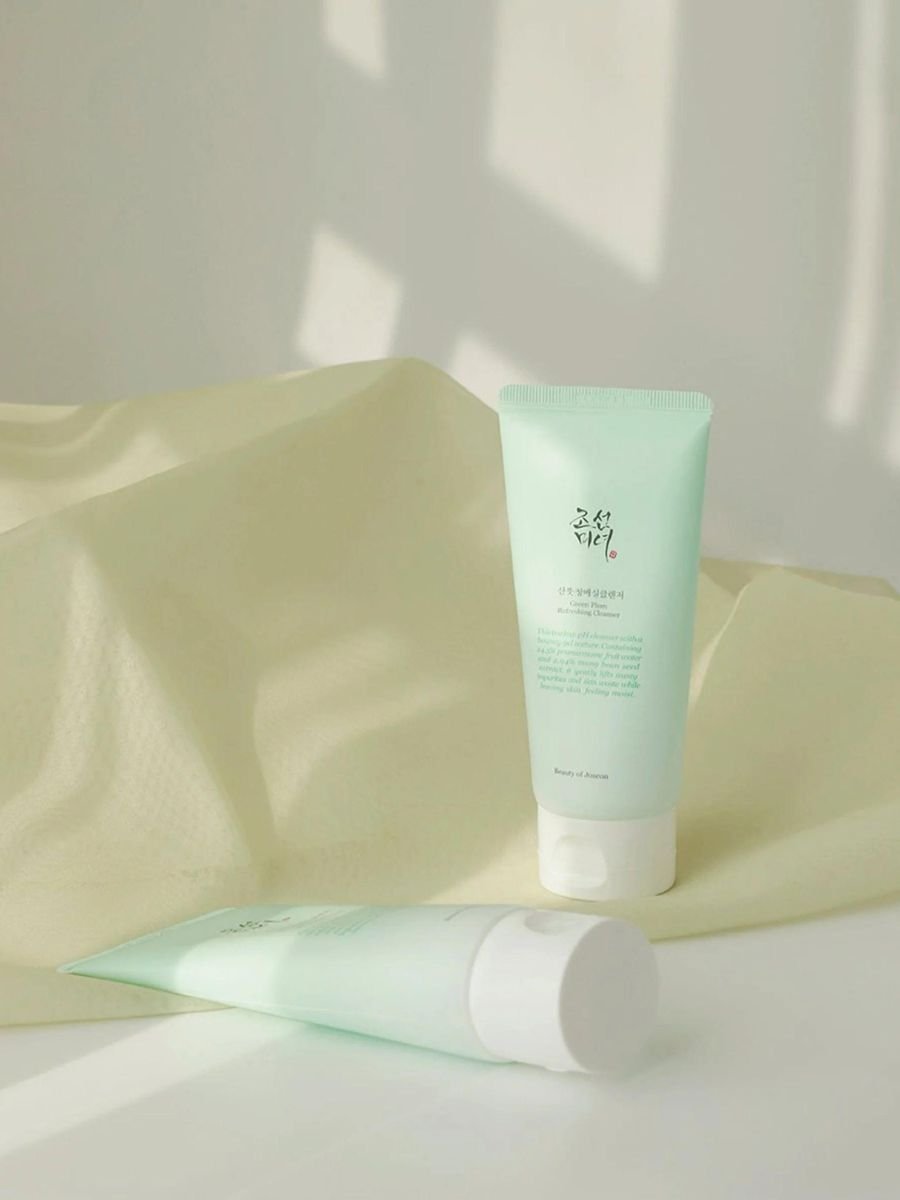 Green Plum Refreshing Cleanser 100mL