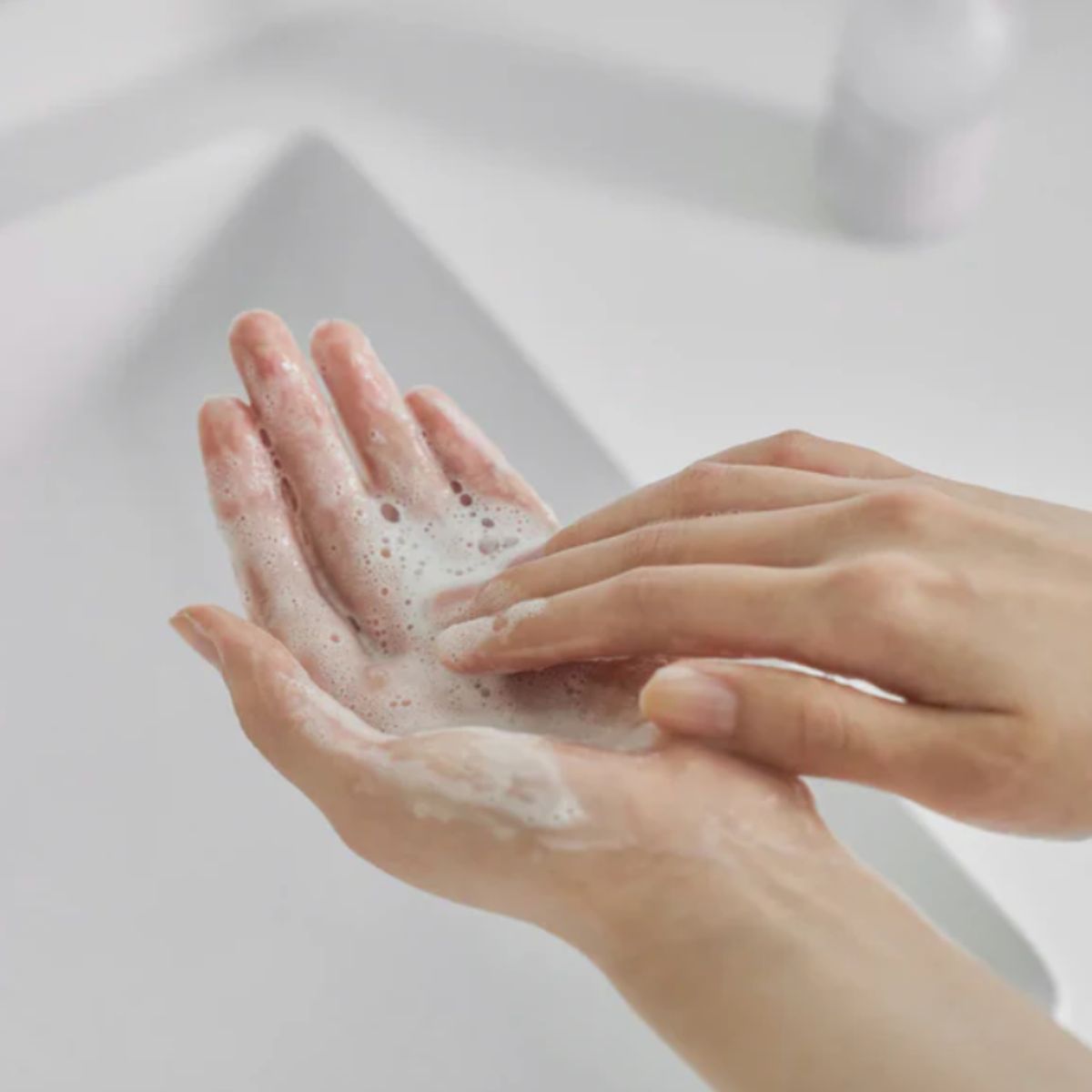 Dual Barrier Mild Gel Cleanser 200mL