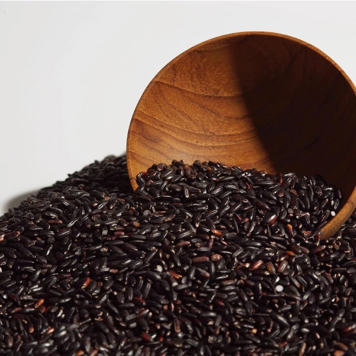 Black Rice Hyaluronic Anti-Wrinkle Serum 50mL