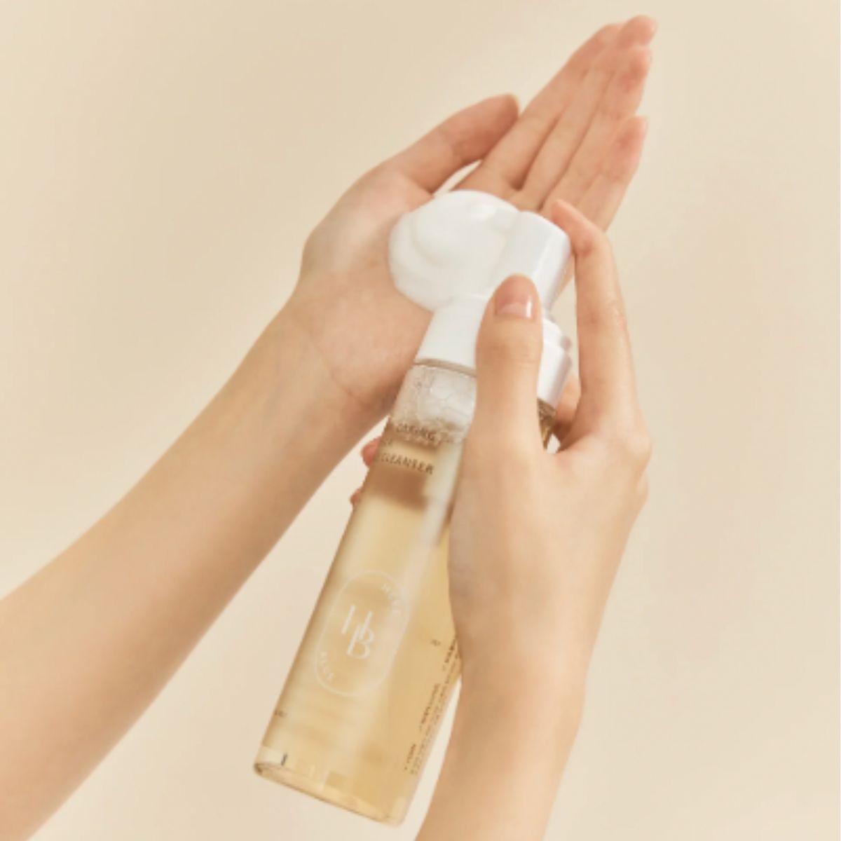 Salmon Caring Centella Bubble Cleanser 200mL