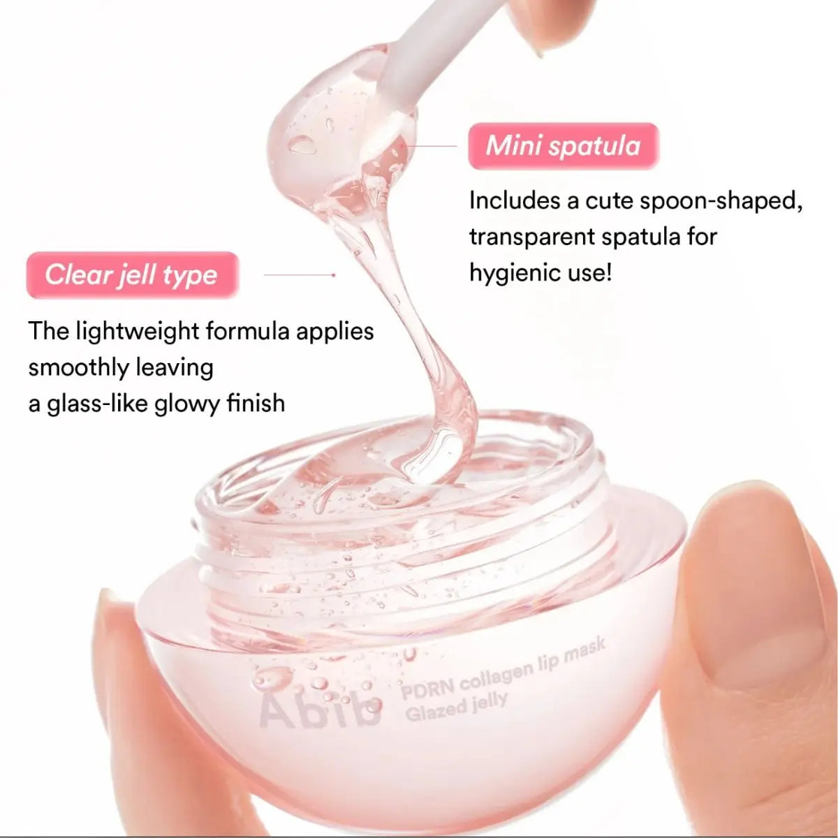 Infographie montrant la texture gélifiée du baume à lèvres rose et la mini spatule utilisée pour l’application.